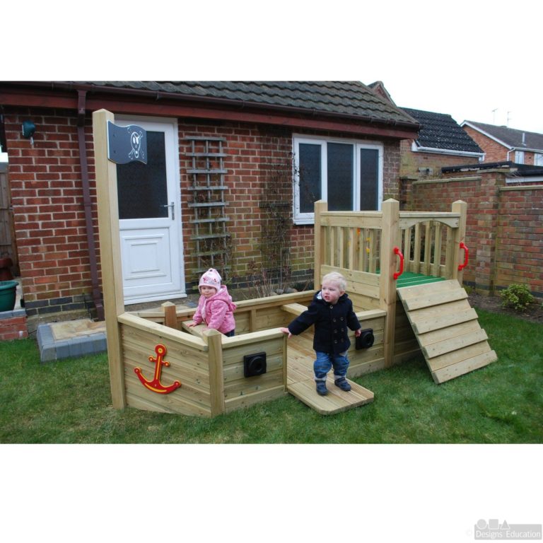 Mini Pirate Ship - Image 2
