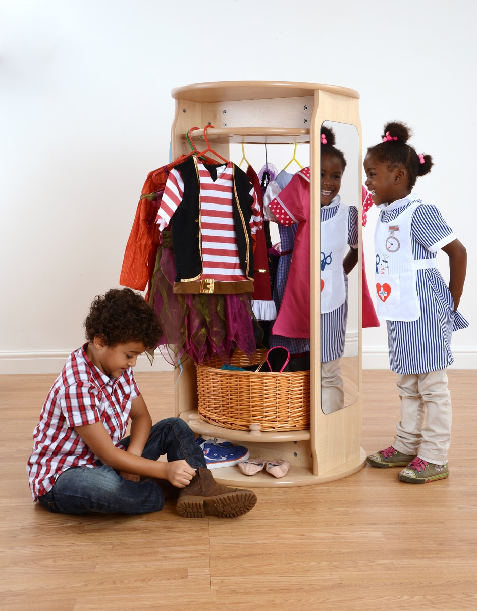 R0163P Dressing Up Stand R0163P Dressing Up Stand