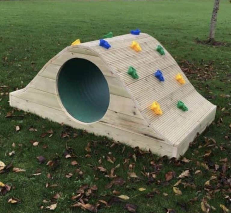 Climbing Tunnel