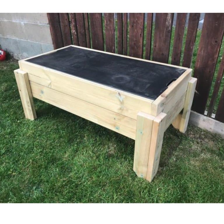 Raised Sandpit with Chalkboard Lid