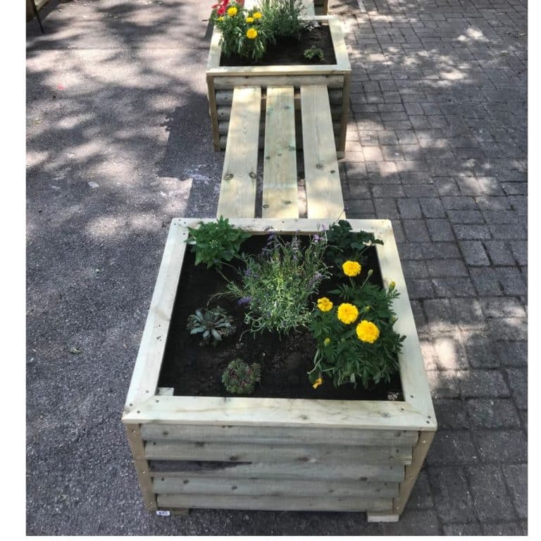 Rustic Loglap Planter and Bench - Image 3