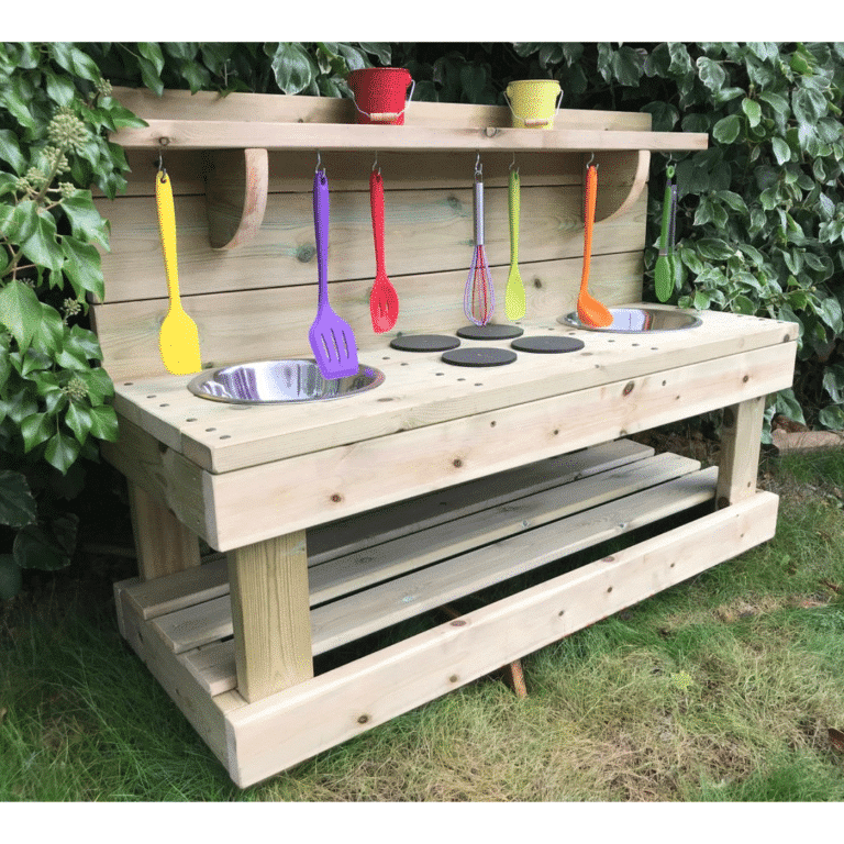 Deluxe Triple Trouble Mud Kitchen - Image 2