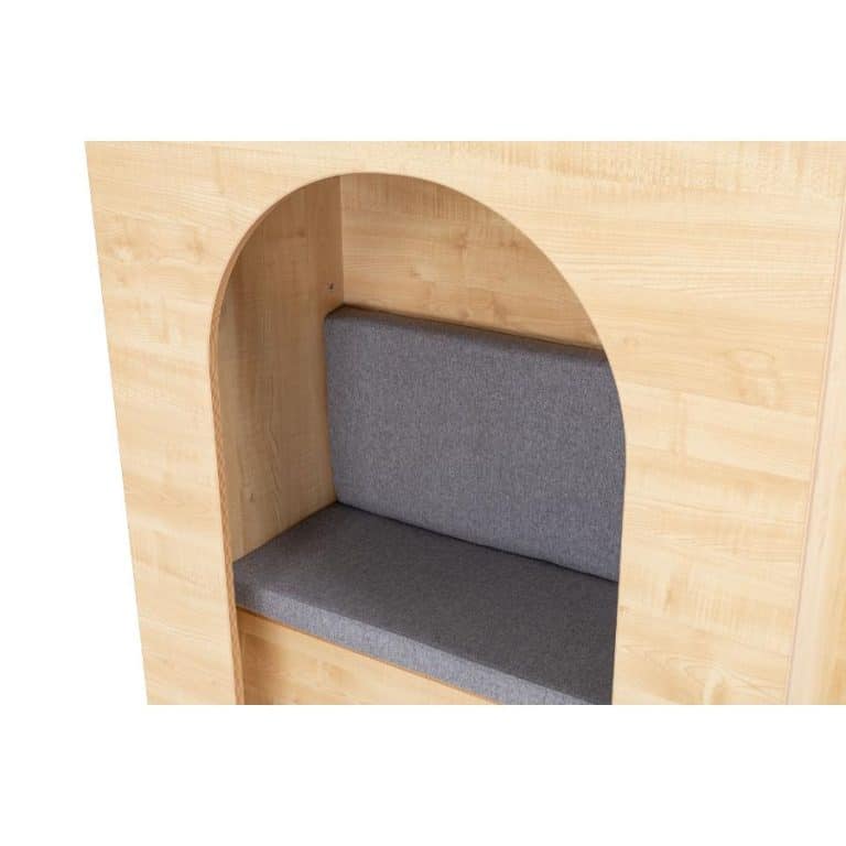 Classic Reading Nook - Image 4