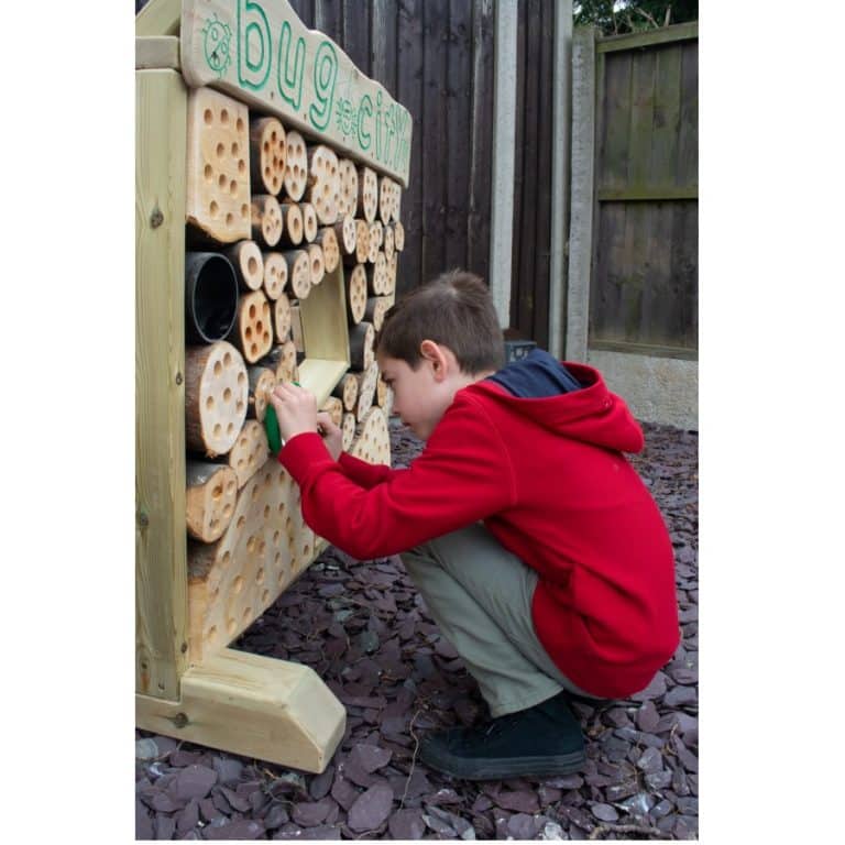 Bug City - Image 4