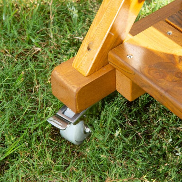 Outdoor Mobile Cloakroom - Image 2