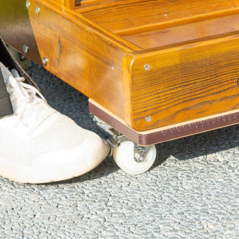 Outdoor Mobile Welly/Shoe Rack - Image 3