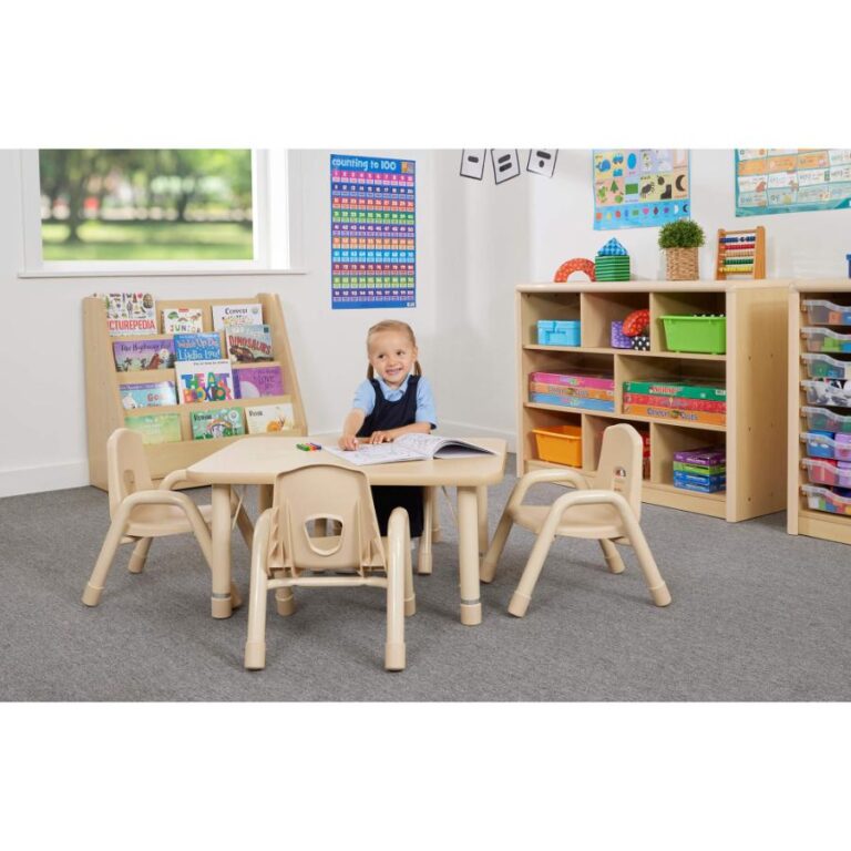 Elegant Rectangle Table - Image 4