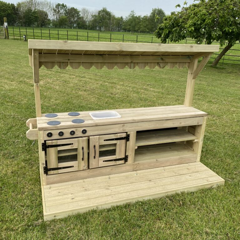 Outdoor Diner
