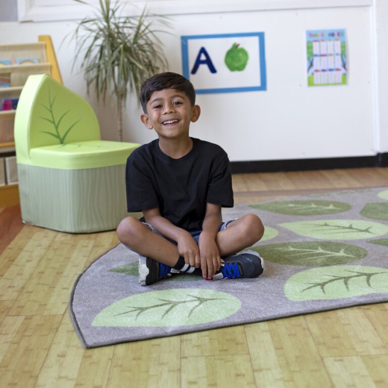 Natural World Semi Circle Leaf Placement Carpet - Image 4