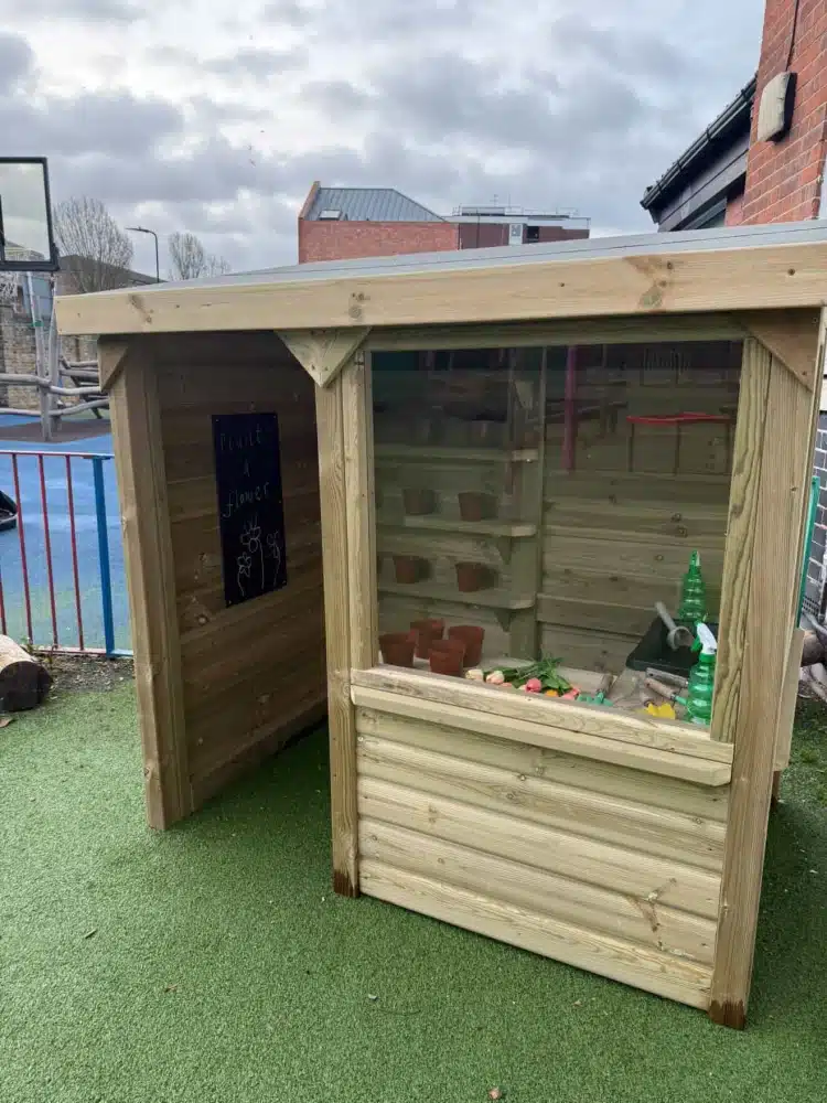 Potting Shed - Image 4