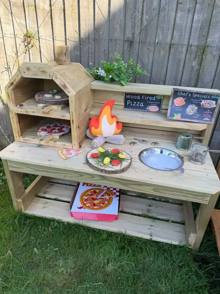 Outdoor Pizza Oven - Image 11